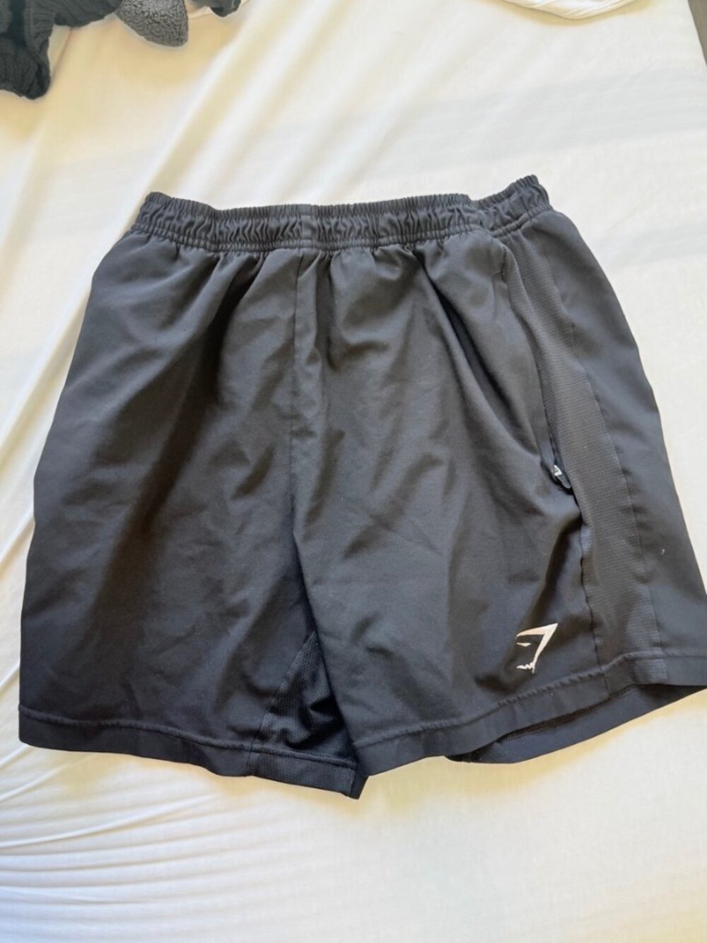 Gymshark Black Training Shorts Men's Medium Zip Pocket Mesh Athletic